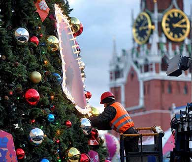 Монтаж больших ёлок в Воронеже